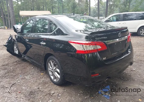 2015 Nissan Sentra Sr z USA, uszkodzony, nr VIN 3N1AB7AP3FY300183